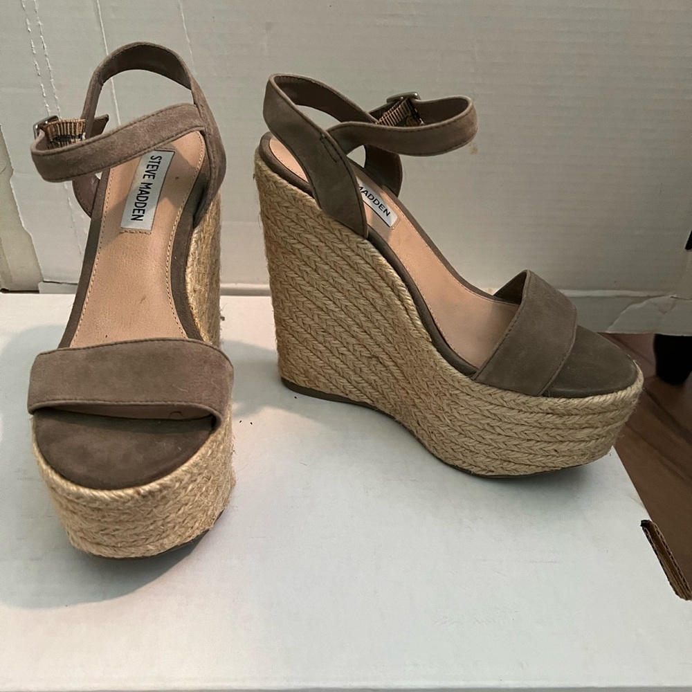 Steve Madden platform espadrille sandals